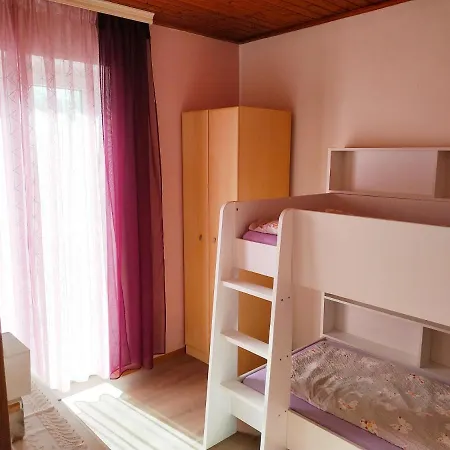 아파트 Apartmenthaus Kestel *